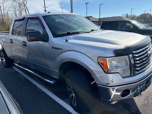 Used 2010 Ford F150 4x4 SuperCrew image 2
