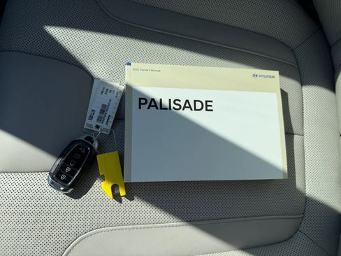 Used 2022 Hyundai Palisade Limited AWD/4WD image 23