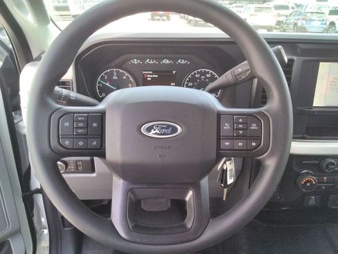 New 2025 Ford F550 2WD Regular Cab Super Duty w/ XL Chrome Package image 8