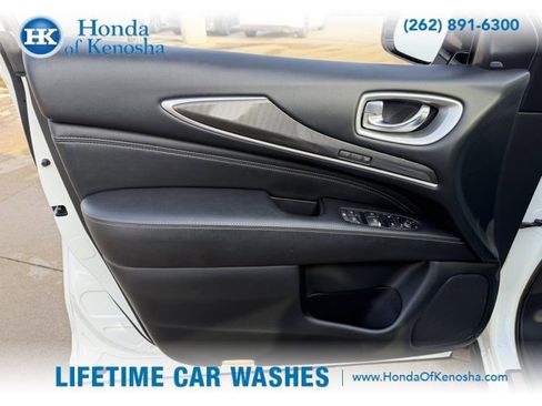 Used 2020 INFINITI QX60 Signature Edition image 18