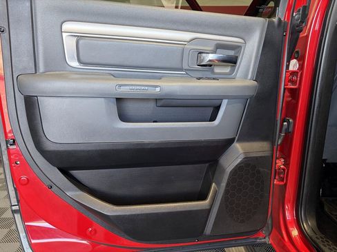 Used 2016 RAM 2500 Big Horn image 25