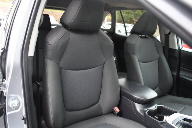 Used 2025 Toyota RAV4 XLE w/ Convenience Package AWD/4WD image 27