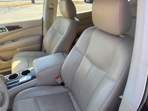 Used 2015 Nissan Pathfinder Platinum image 21