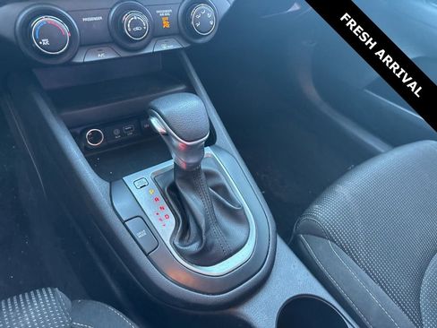 Used 2021 Kia Forte LXS image 9