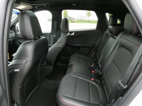 New 2025 Ford Escape ST-Line Elite w/ Tech Pack #2 image 33