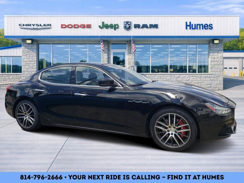 Used 2016 Maserati Ghibli S Q4 AWD/4WD image 2