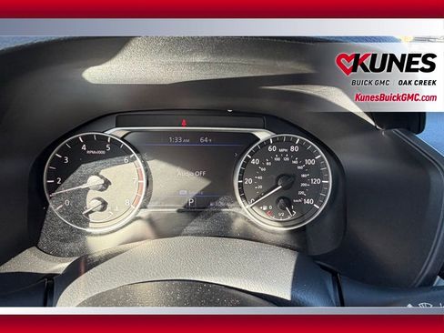 Used 2025 Nissan Altima 2.5 SV FWD image 12