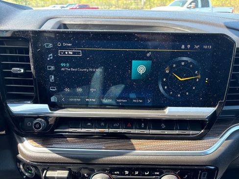 Certified 2022 Chevrolet Silverado 1500 LT AWD/4WD image 18