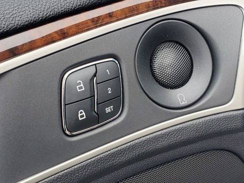 Used 2018 Lincoln MKZ Reserve w/ Climate Package FWD image 8