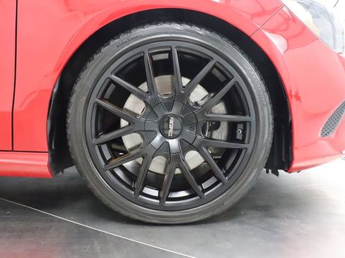Used 2017 Mercedes-Benz CLA 250 image 40