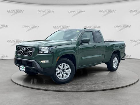 Used 2022 Nissan Frontier SV AWD/4WD image 3