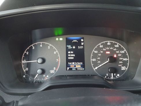 Used 2024 Toyota Corolla LE image 27