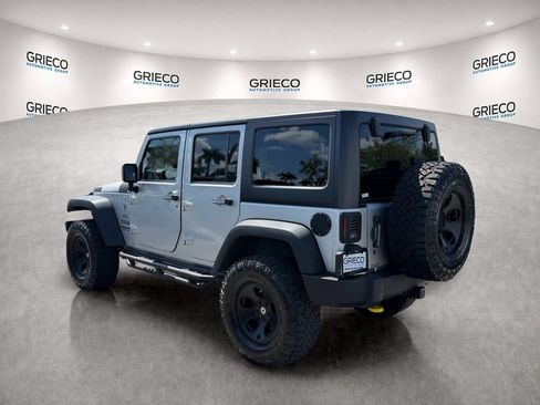 Used 2012 Jeep Wrangler Unlimited Sport AWD/4WD image 5