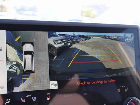 Certified 2025 Lexus GX 550 image 13