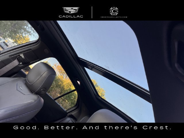 Used 2024 Cadillac XT4 Sport w/ Cold Weather Package FWD image 22