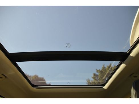 Certified 2025 Volvo XC40 B5 Core w/ Protection Package Premier image 14