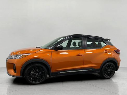 Certified 2024 Nissan Kicks SR w/ SR Premium Package FWD image 36
