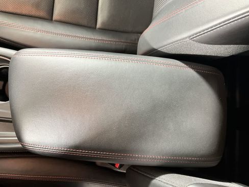 Used 2024 Dodge Durango GT image 23