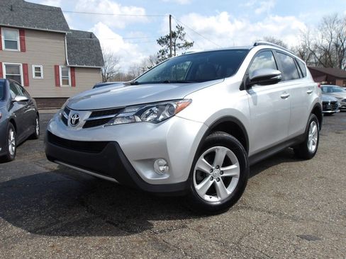 Used 2014 Toyota RAV4 XLE image 36