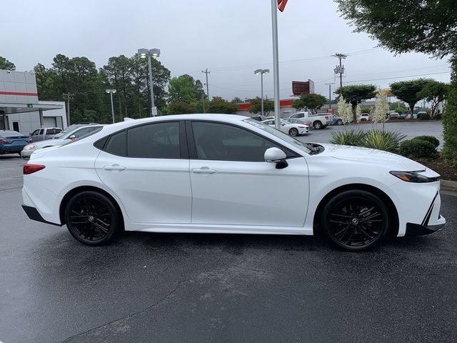 Used 2026 Toyota Camry SE w/ Convenience Package FWD image 9