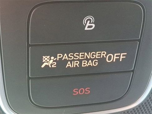 Used 2021 Hyundai Elantra SEL w/ Convenience Package image 22