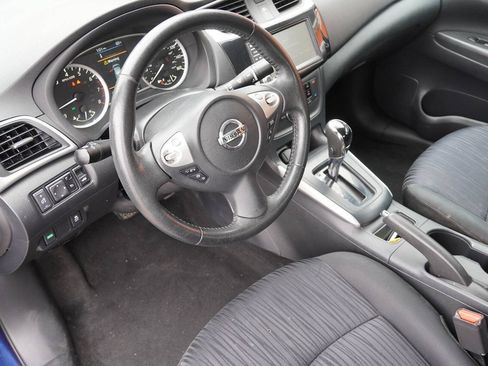 Used 2019 Nissan Sentra SV FWD image 17
