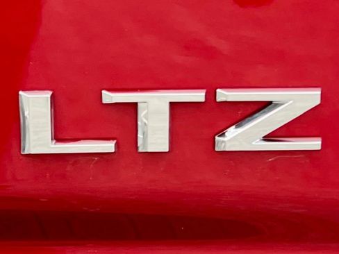 Used 2021 Chevrolet Silverado 1500 LTZ w/ LTZ Premium Package image 14