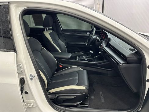 Used 2025 Kia K5 GT-Line w/ GT-Line Premium Package image 13