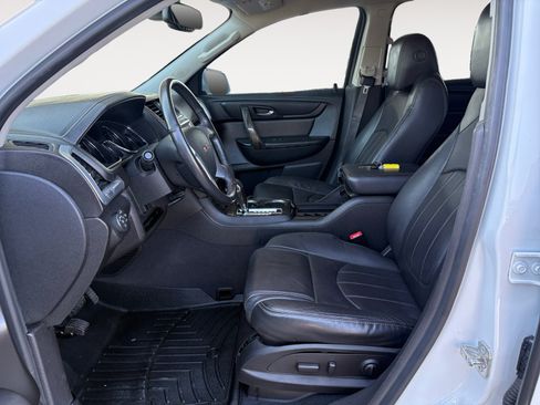 Used 2017 GMC Acadia Limited SLT FWD image 19