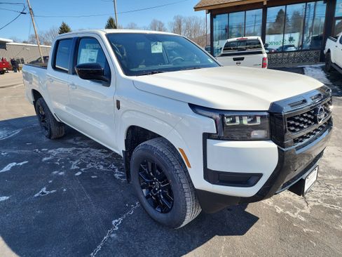 New 2026 Nissan Frontier SV image 2