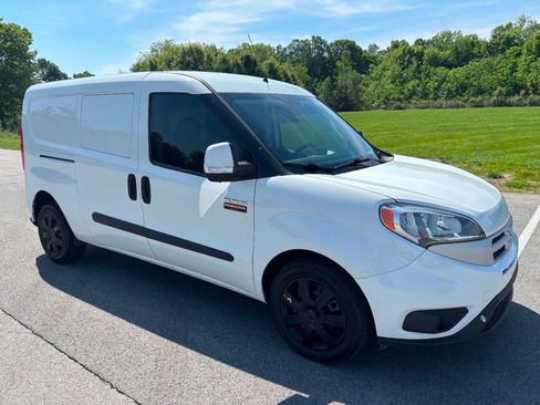 Used 2018 RAM ProMaster City Tradesman SLT FWD image 3