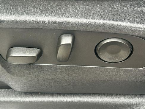 Used 2023 GMC Sierra 1500 Elevation w/ X31 Off-Road Package image 28