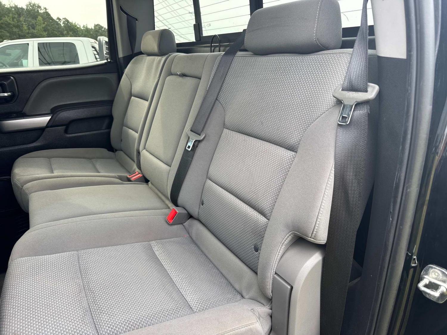 Used 2018 Chevrolet Silverado 1500 LT w/ All Star Edition AWD/4WD image 18