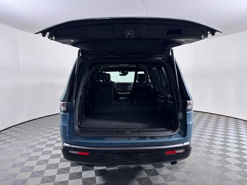 New 2026 Jeep Grand Wagoneer Limited AWD/4WD image 13