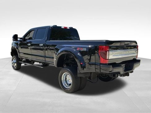 Used 2022 Ford F350 Platinum AWD/4WD image 4