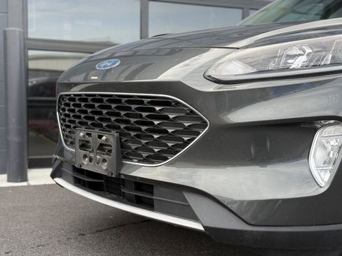 Used 2020 Ford Escape SEL image 5