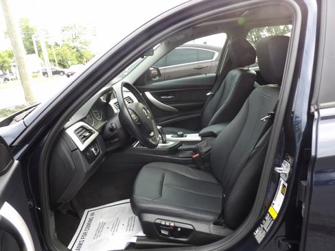 Used 2015 BMW 320i xDrive Sedan image 13