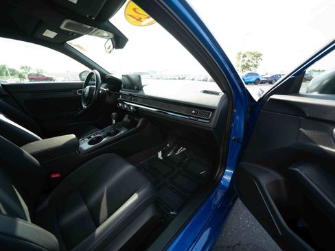 Certified 2024 Honda Civic Sport image 25