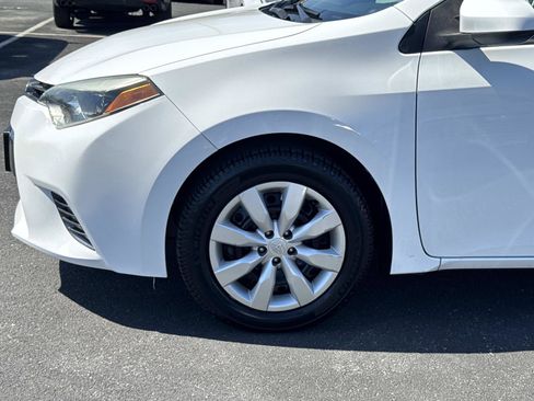 Used 2015 Toyota Corolla LE image 27