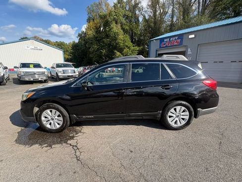 Used 2015 Subaru Outback 2.5i Premium AWD/4WD image 2