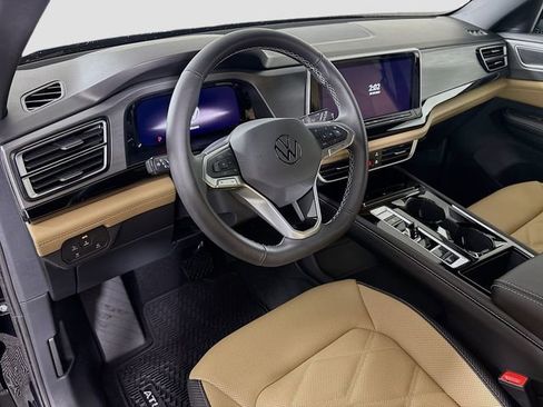 New 2026 Volkswagen Atlas Cross Sport SE AWD/4WD image 9