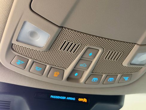 Used 2024 Ford Expedition Max XLT image 36