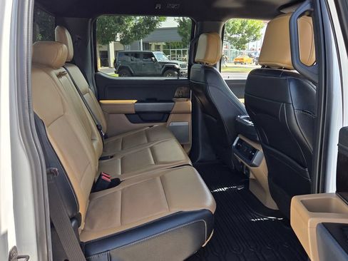 Used 2022 Ford F150 Lariat w/ Max Trailer Tow Package AWD/4WD image 14
