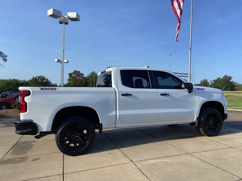 Used 2023 Chevrolet Silverado 1500 LT Trail Boss w/ Protection Package AWD/4WD image 12