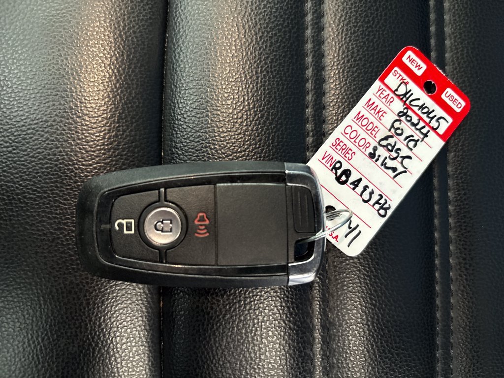 Used 2024 Ford Edge SEL AWD/4WD image 33
