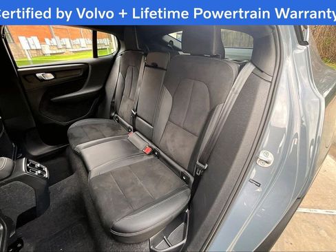 Certified 2023 Volvo C40 P8 Recharge Ultimate w/ Protection Package Premier image 34