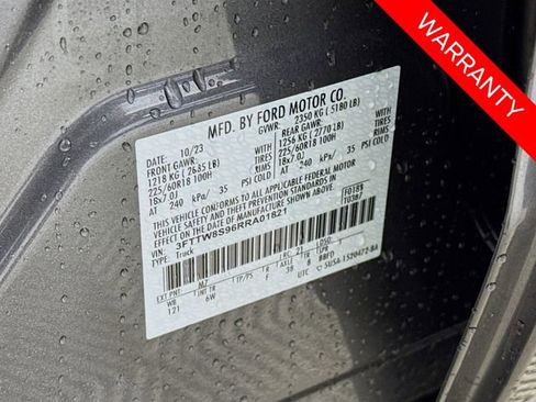 Certified 2024 Ford Maverick Lariat w/ Black Appearance Package image 32