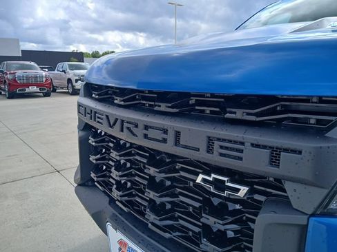 Used 2022 Chevrolet Colorado ZR2 AWD/4WD image 9
