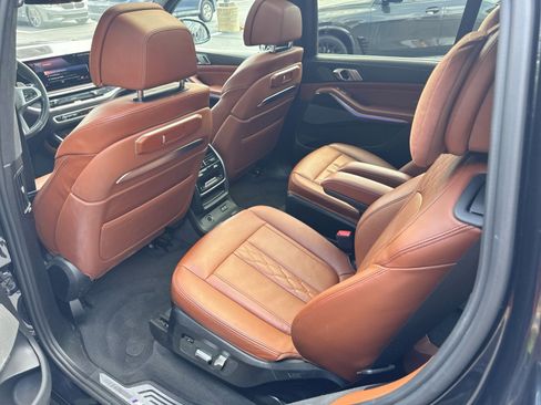 Used 2023 BMW X7 xDrive40i w/ Executive Package AWD/4WD image 25