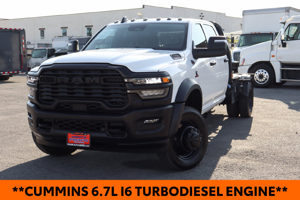 Used 2026 RAM 5500 Tradesman AWD/4WD image 3